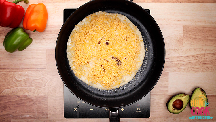 How do you make chicken quesadillas from scratch