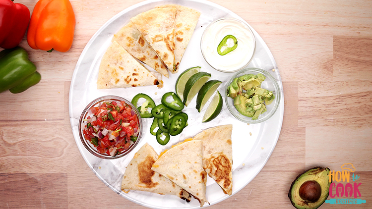What sauce goes with quesadillas